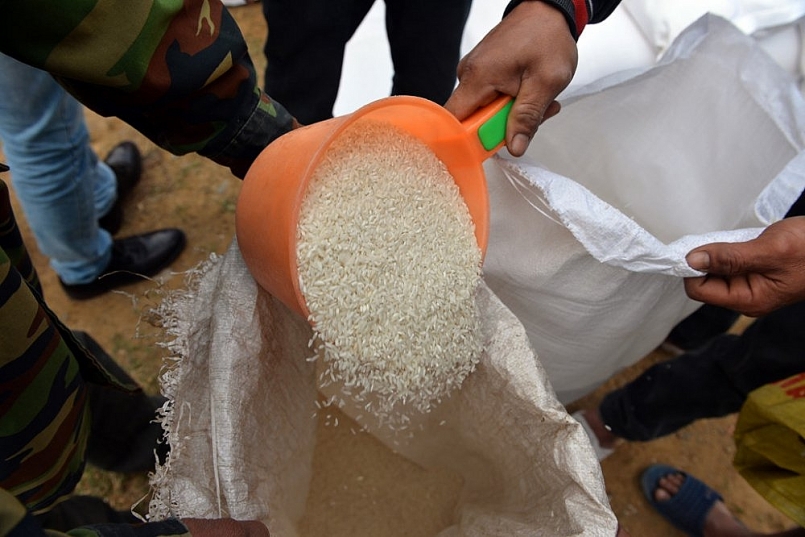 Đồng Tháp tiếp nhận và phân bổ 5.883,456 tấn gạo từ nguồn dự trữ quốc gia hỗ trợ