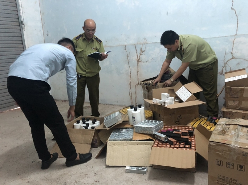 Quảng Ninh: Phát hiện kho chứa 1.245 sản phẩm mỹ phẩm nhập lậu
