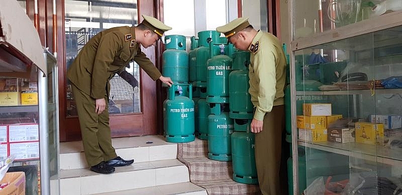 QLTT Lạng Sơn liên tiếp phát hiện 03 cơ sở kinh doanh GAS vi phạm
