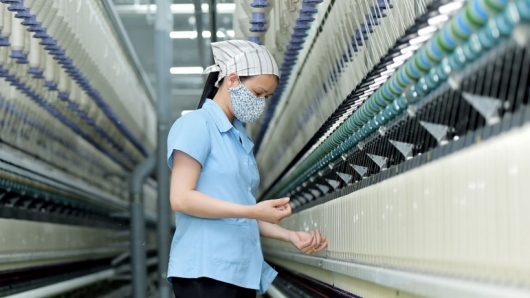 Hoa Kỳ khởi xướng điều tra chống bán phá giá sợi dún polyester của Việt Nam
