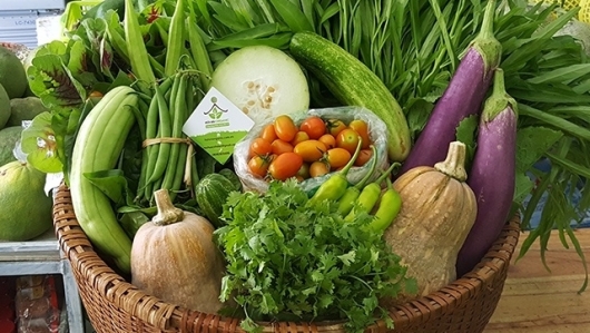 Giá rau củ quả hôm nay 4/12: Không ngừng được khuyến mãi