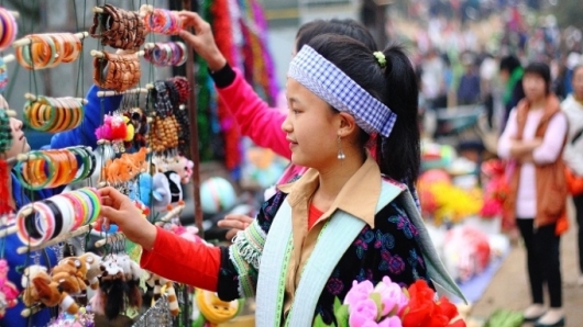 Lào Cai: Chuẩn bị khai trương chợ du lịch xuyên đêm
