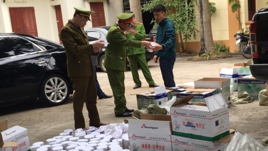 Bắc Giang: Tạm giữ 220kg chất phụ gia thực phẩm