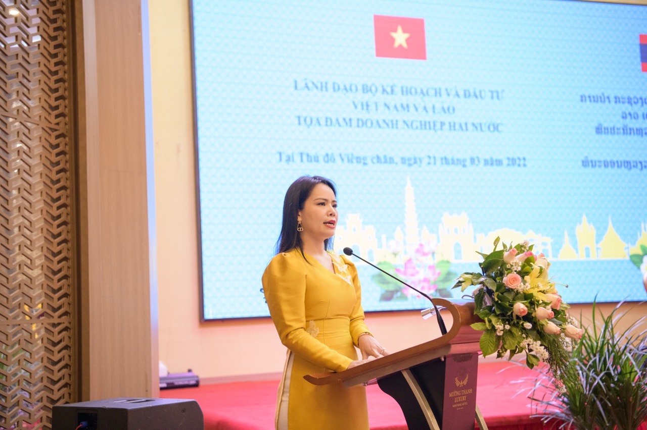 Bà Nguyễn Thị Thanh Bình, Phó Tổng Giám đốc T&amp;T Group phát biểu tại sự kiện