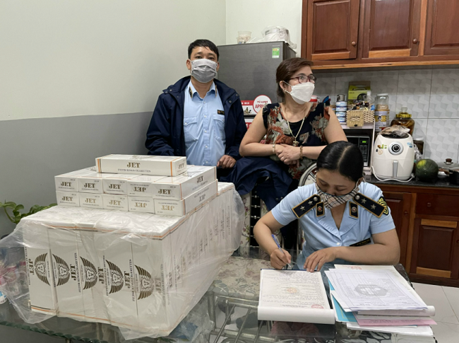 Ninh Thuận: Xử phạt 02 cơ sở kinh doanh thuốc lá điếu nhập lậu