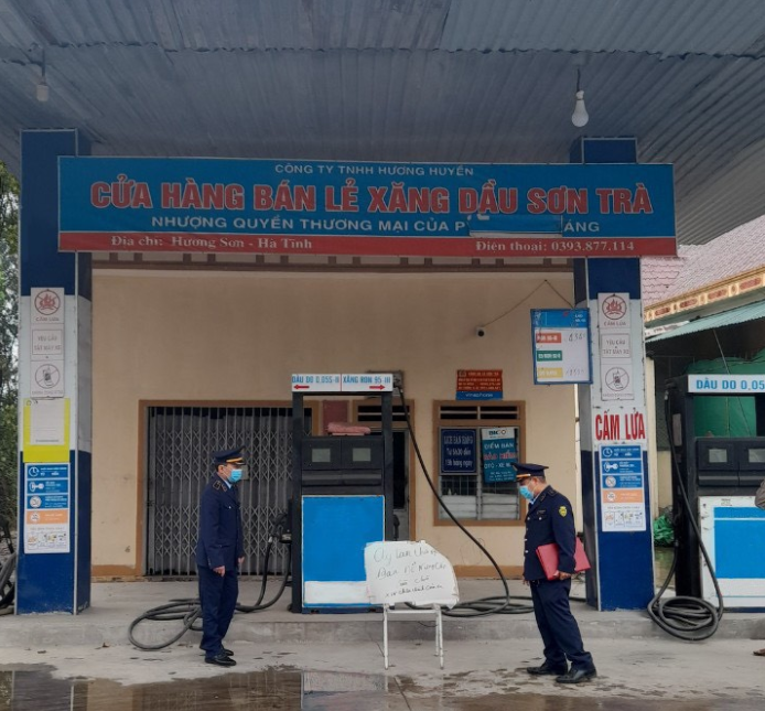 Hà Tĩnh: Xử lý 01 Cửa hàng kinh doanh xăng dầu ngừng bán hàng