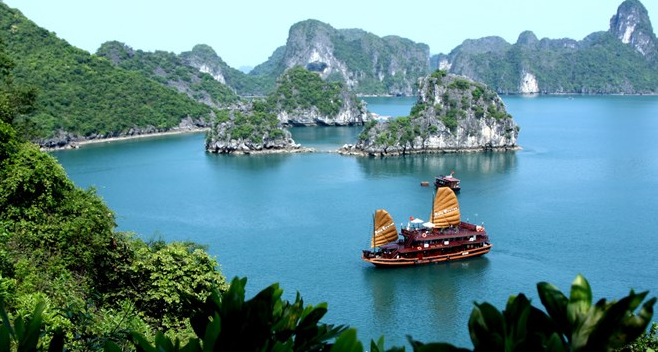 Quảng Ninh đón trên 837.000 lượt du khách