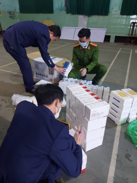 Bắc Giang: Xử phạt 35 triệu đồng kinh doanh thuốc và Kit test nhanh Covid-19 không rõ nguồn gốc