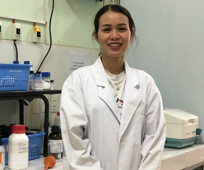 TS Nguyễn Thúy Chinh tại phòng thí nghiệm.