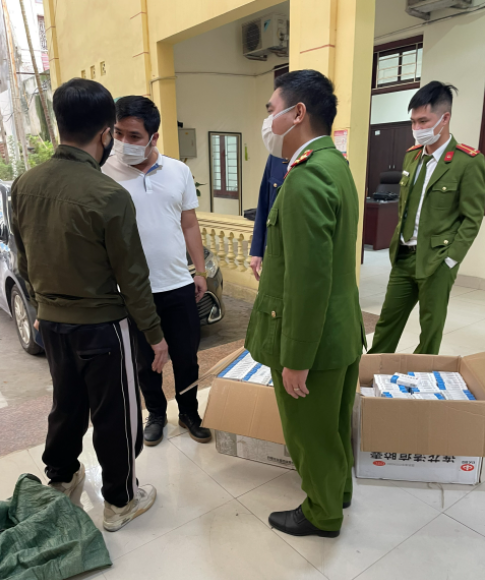 Bắc Ninh: Tịch thu 700 hộp thuốc hỗ trợ điều trị Covid-19 nhập lậu