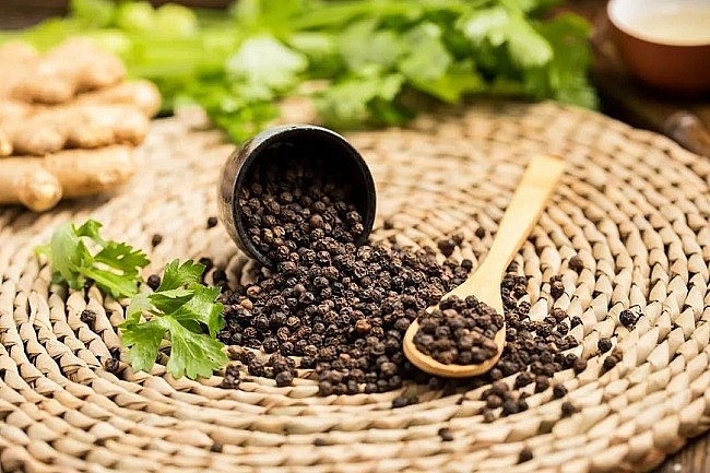 Cập nhật giá hồ tiêu hôm nay 2/5/2022: Ổn định ngày đầu tuần