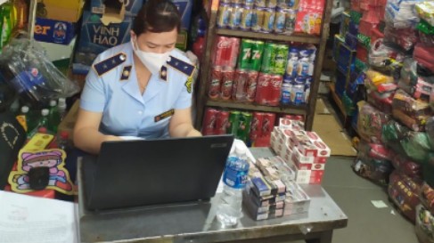 Bình Thuận: Tạm giữ lô hàng thuốc lá điếu các loại có dấu hiệu giả mạo