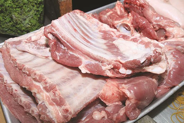 Cập nhật giá thịt lợn hôm nay 17/5/2022: Lặng sóng toàn thị trường