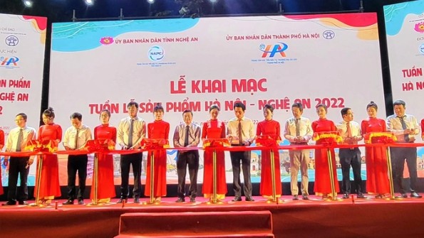 Khai mạc “Tuần lễ sản phẩm Hà Nội tại Nghệ An năm 2022”