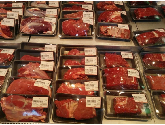 Giá thực phẩm hôm nay 9/9: Khuyến mãi bò, gà, hải sản...