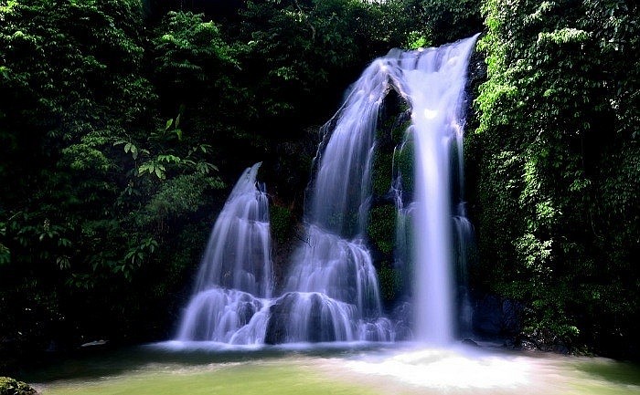 Cửu thác Tú Sơn - tuyệt tác giữa chốn rừng núi hoang vu - Ảnh-NQA - OngBom