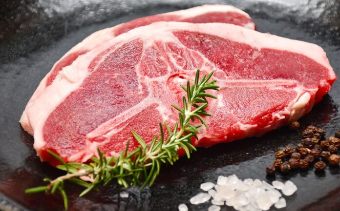 Cập nhật giá thịt lợn hôm nay 6/10/2021: Khoảng 40.000 - 190.000 đồng/kg.