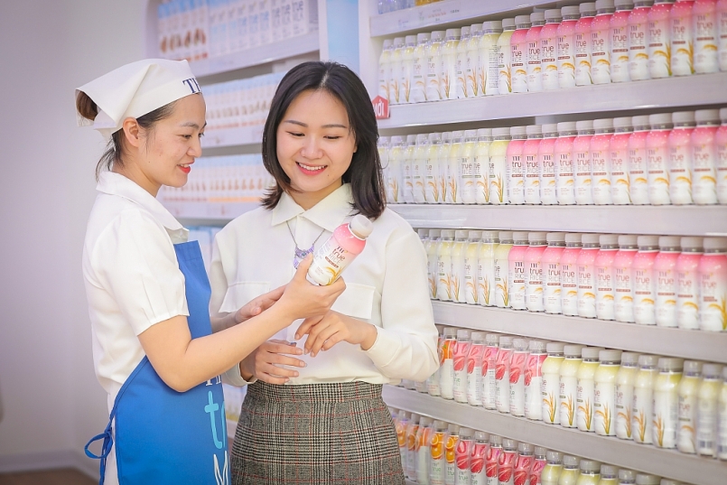 Tập đoàn TH tiếp tục ra mắt sản phẩm từ gạo - Nước gạo lứt đỏ TH true RICE tiên phong 3