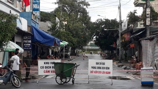 Hà Nam dừng dạy học trực tiếp sau khi ghi nhận nhiều ca nghi nhiễm F0