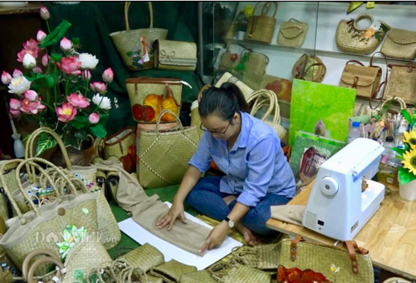 Phát triển kinh tế làng nghề thủ công mỹ nghệ từ cây cỏ bàng Phát triển kinh tế làng nghề thủ công mỹ nghệ từ cây cỏ bàng