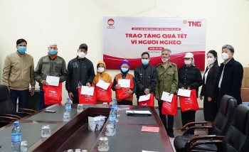 TNG Holdings Vietnam trao hơn 2.000 phần quà Tết cho hộ nghèo