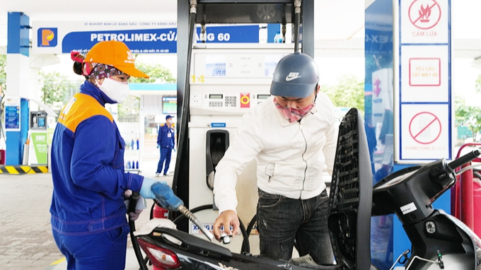 Cập nhật giá xăng dầu ngày 8/10: Giá dầu giảm trở lại