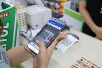 Thanh toán phi tiền mặt tăng nhanh trong năm 2020