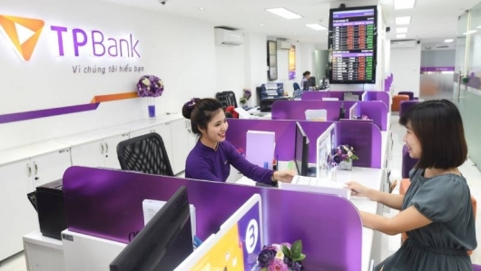 Nợ xấu tăng nhanh và “cấu trúc lạ” tại TPBank