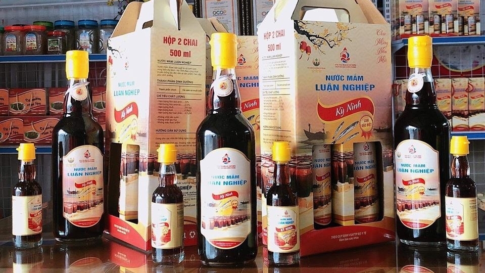 Nước mắm "3 sao" của Hà Tĩnh hút khách dịp cuối năm