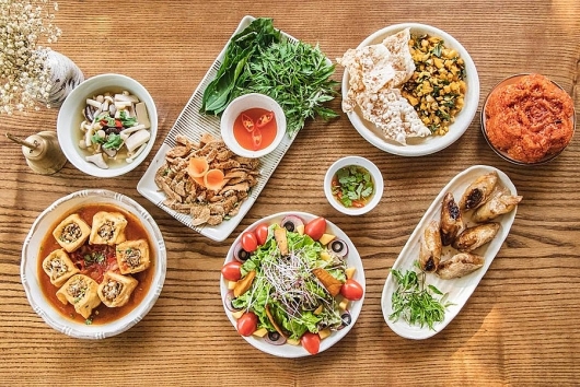 Cúng Rằm tháng Giêng: Cỗ chay lên ngôi