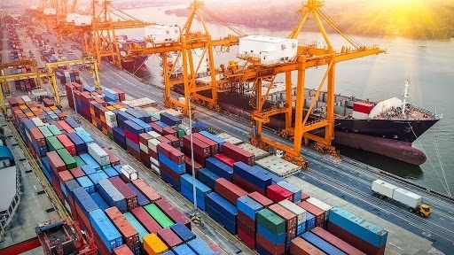 Xuất nhập khẩu nửa đầu tháng 10: Việt Nam xuất siêu vượt mốc 17 tỷ USD