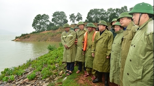 Phó Thủ tướng Trịnh Đình Dũng: Bảo vệ hồ Kẻ Gỗ là nhiệm vụ số 1