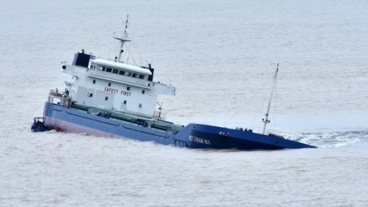 Chạy bão số 9, 26 thuyền viên trên tàu cá mất tích