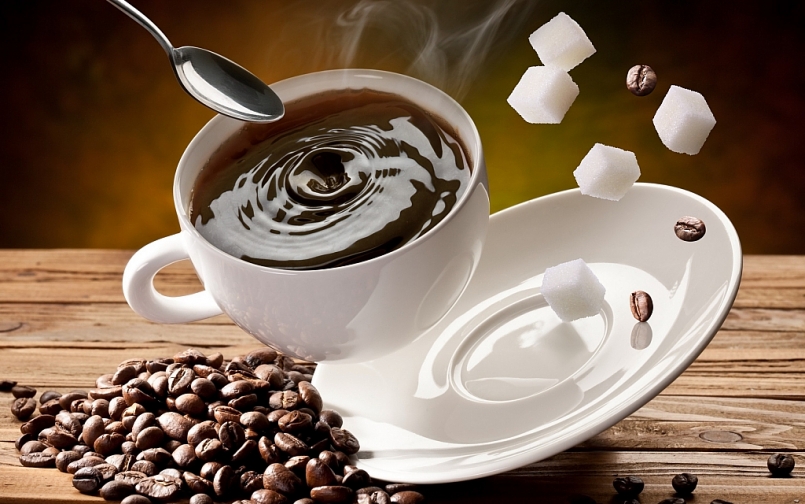 Giá cà phê hôm nay 11/11: Vượt mốc 33.000 đồng/kg