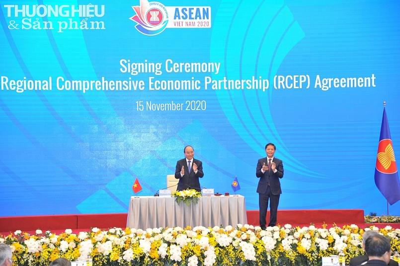 Hội nghị Cấp cao ASEAN 37: Các lãnh đạo, Bộ trưởng ra tuyên bố chung về Hiệp định RCEP