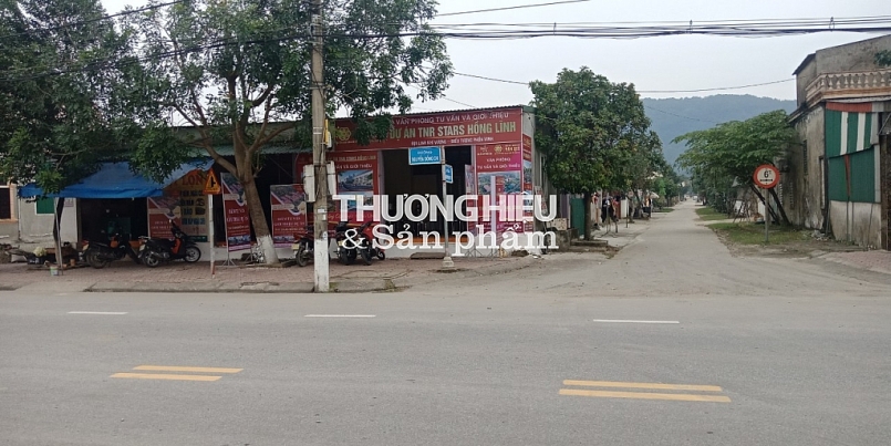 Văn phòng giao dịch của Công ty Cổ phần đầu tư và quản lý bất động sản Tâm Quê đóng tại số 63 -Nguyễn Đổng Chi -TX.Hồng Lĩnh ( Hà Tĩnh)
