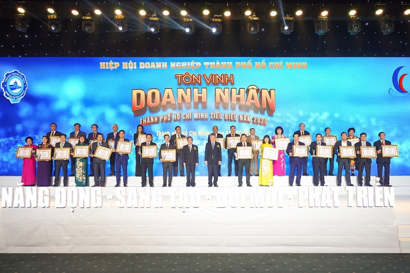 Hưng Thịnh thắng lớn ở giải thưởng Doanh nghiệp, Doanh nhân TP.HCM tiêu biểu năm 2020