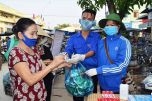 Quảng Nam: Đổi rác thải nhựa lấy sản phẩm phòng chống dịch COVID-19