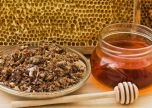 Keo ong: Giải pháp tự nhiên hỗ trợ điều trị bệnh ung thư