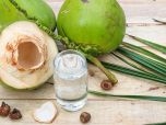 Sức khỏe: Những công dụng tuyệt vời của nước dừa trong ngày nắng nóng