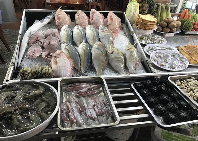 Chợ Dương Đông là một chợ trung tâm lớn nhất tại huyện đảo Phú Quốc