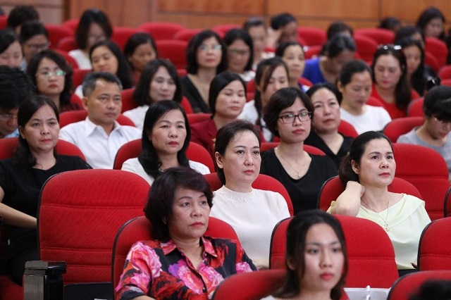 Hội nghị có sự tham dự của các đại diện Sở, Ngành, Phòng Giáo dục và đại diện các trường mầm non và tiểu học trên địa bàn Hà Nội
