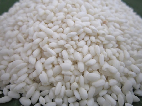 Nếp Tú Lệ còn gọi là nếp Tan Lả (theo tiếng của người Thái) là loại gạo nếp đặc sản chỉ có ở Văn Chấn, Yên Bái