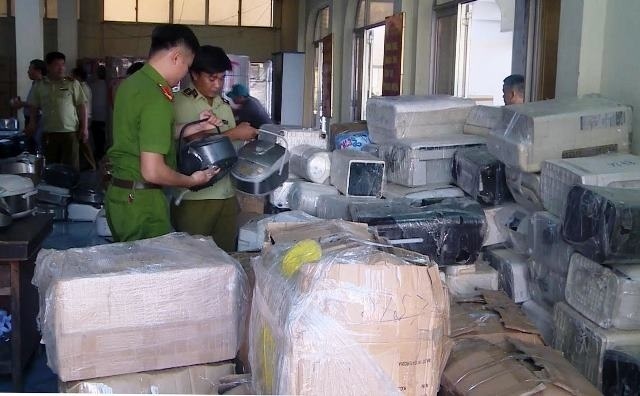 Phú Yên: Liên tiếp phát hiện, thu giữ số lượng lớn hàng nhập lậu, không có xuất xứ