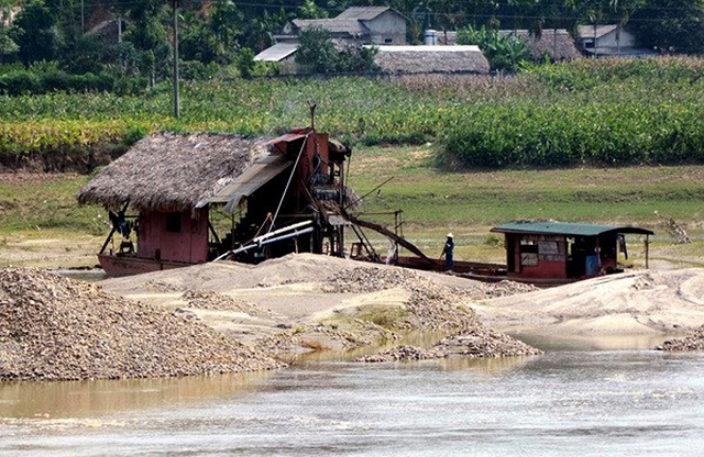 Lào Cai có lợi thế vật liệu cát xây dựng do có 2 con sông chảy qua, tuy nhiên khí khai thác cần thực hiện nghiêm quy định về quản lý cát, sỏi lòng sông và bảo vệ lòng, bờ, bãi sông