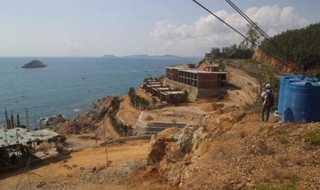 Bình Định: Tạm dừng cấp phép xây dựng các dự án căn hộ du lịch