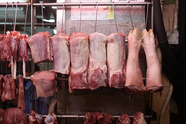 Giá thịt lợn hôm nay ngày 28/8 xuất hiện tăng tại cửa hàng Vissan