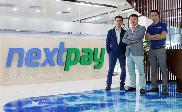 ông Nguyễn Hữu Tuất - CEO của NextPay, ông Nguyễn Hòa Bình - Chủ tịch NexTech và ông Đỗ Công Diễn - Giám đốc vận hành NextPay.