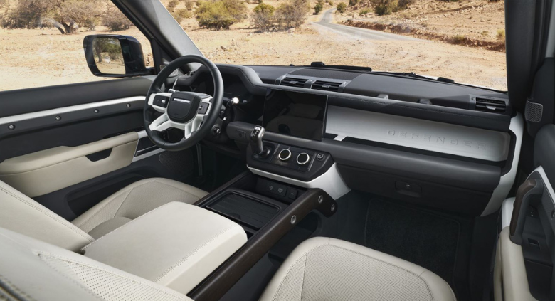 Land Rover Defender 130 ra mắt tại thị trường bản lớn dòng SUV
