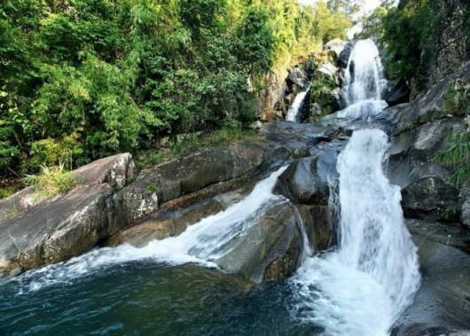 Khám phá top 3 thác nước  hùng vĩ được ví như chốn "tiên cảnh" ở Quảng Ninh